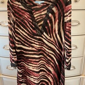 Antiono Melani cover-up, size M